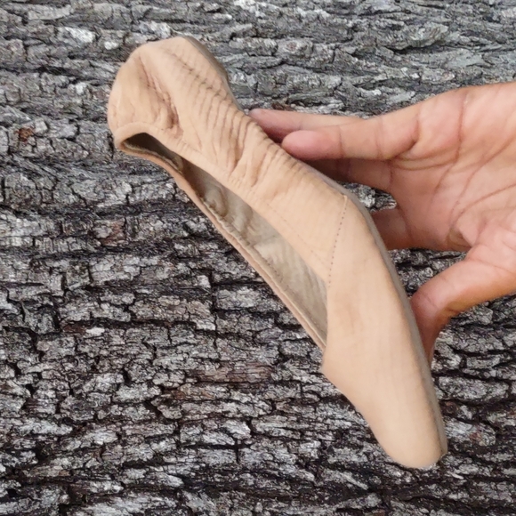 H by Halston Mollie Snake Embossed Camel Leather Flats - Picture 10 of 17